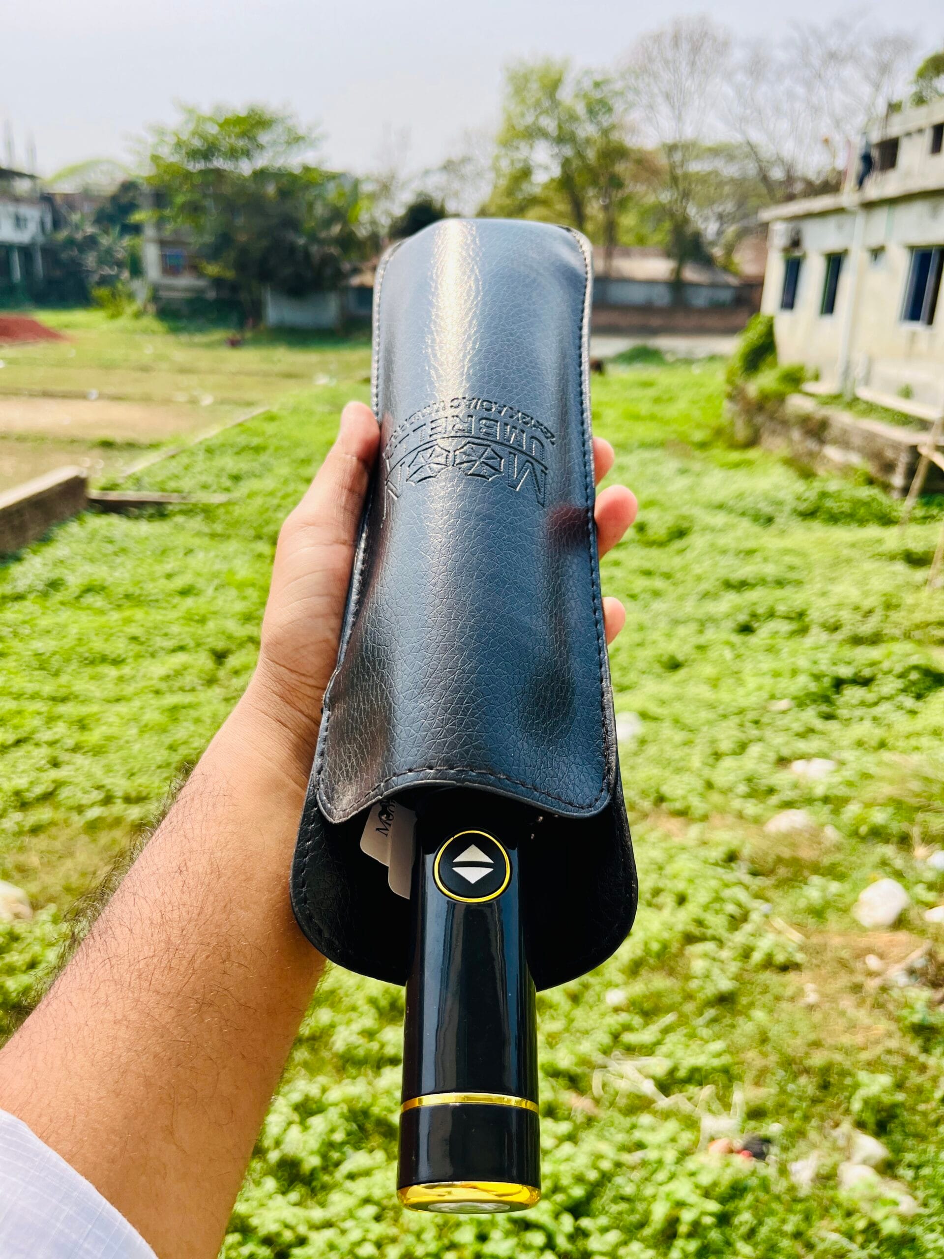 IMG_0595-scaled-1.jpg Premium 12 Ribs Umbrella with night Light and PU leather Cover - লাইট সহ প্রিমিয়াম ১২ শিকের ছাতা - Image 1